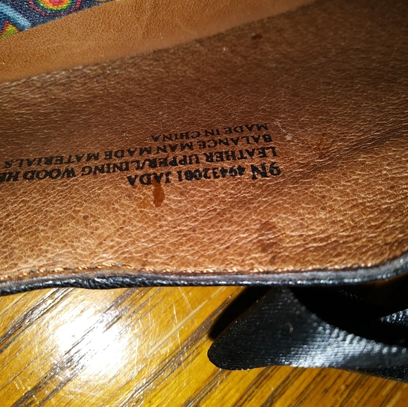 Vintage Black Leather Naya Jada Pumps - Picture 5 of 8